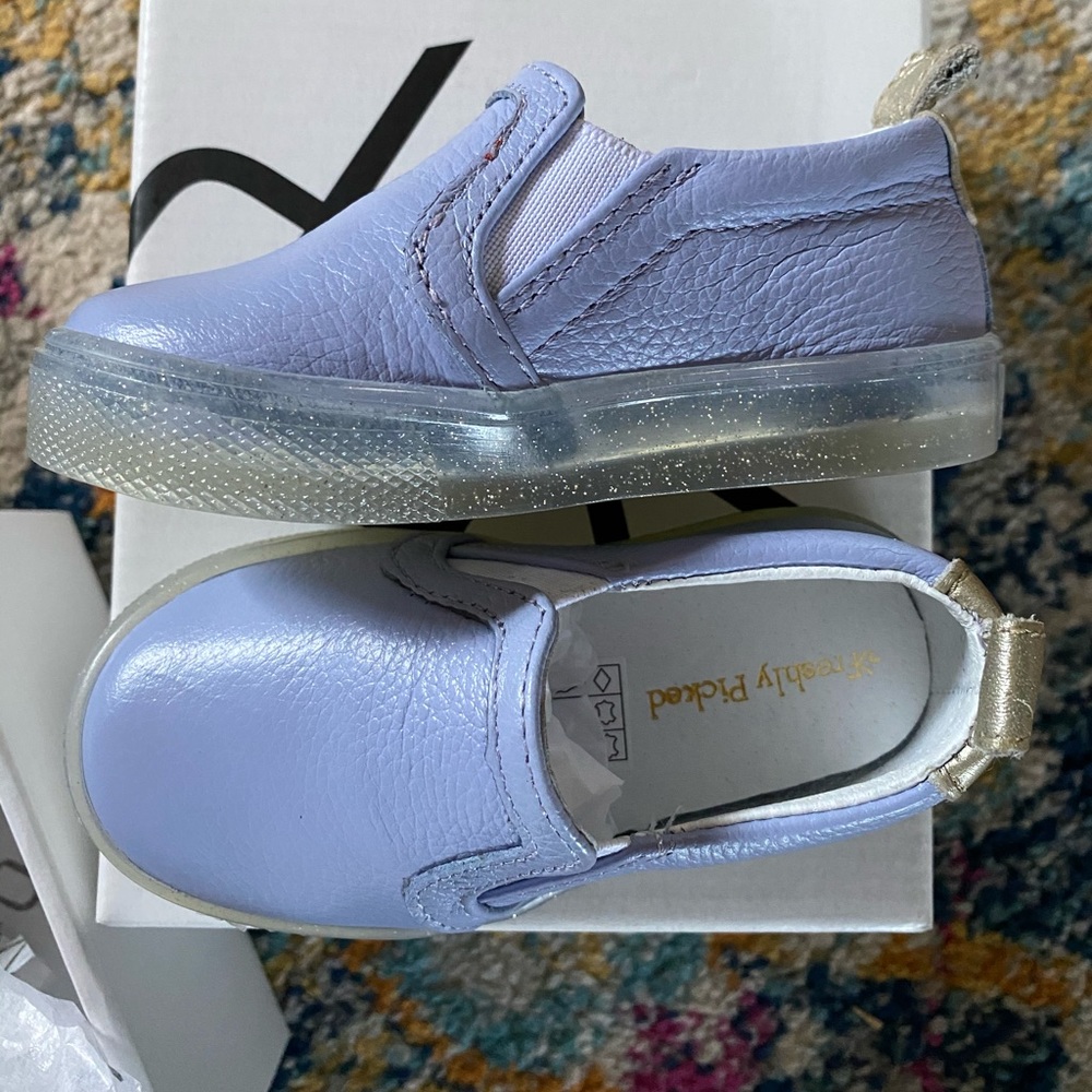 FP classic slip ons periwinkle glitter sole sz5